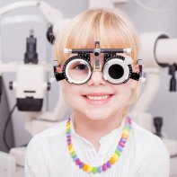 Детский офтальмолог (окулист)