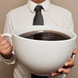употребляют в течение дня большое количество кофе, более 4-х чашек